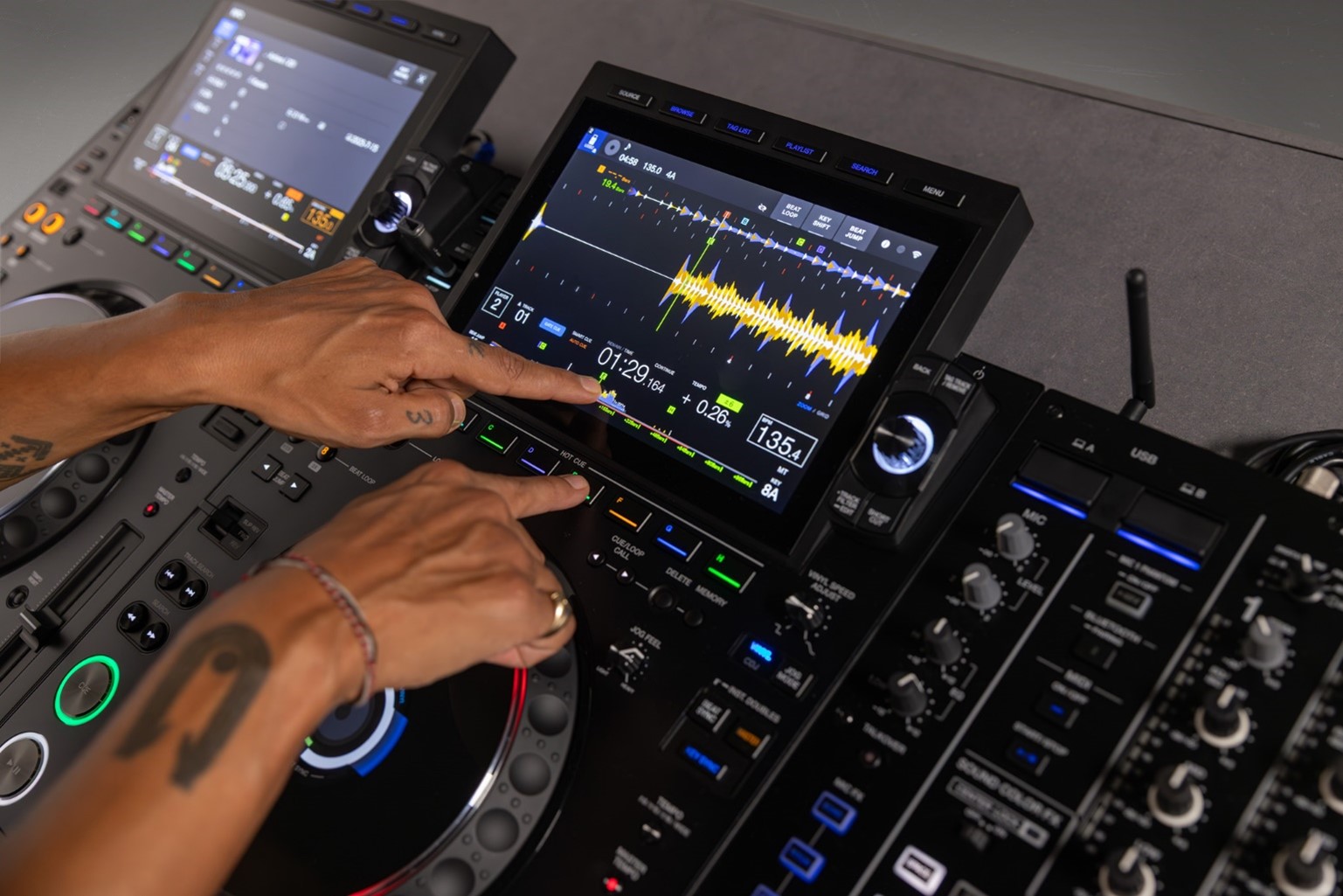 The CDJ-3000X's 10.1-inch capacitive touchscreen displays up to 16 tracks